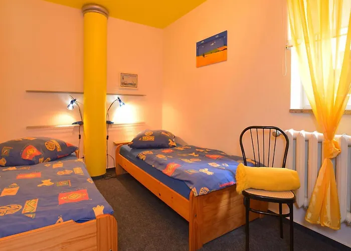 Steinbach Nahe Skihalle Oberhof, Cleaning Included *